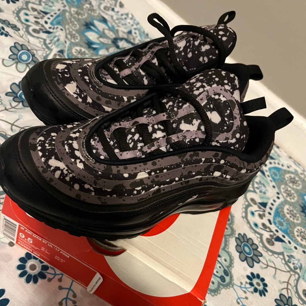 Nike Air Max 97